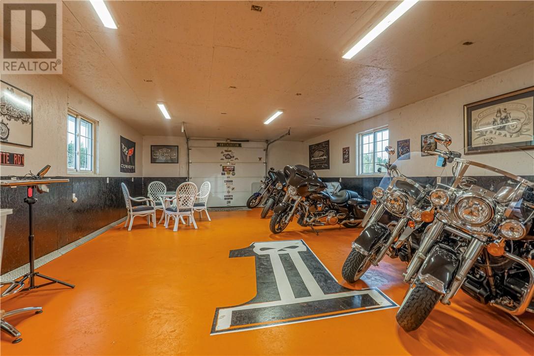 1110 Hwy 17, Wahnapitae, Ontario  P0M 3C0 - Photo 31 - 2126163