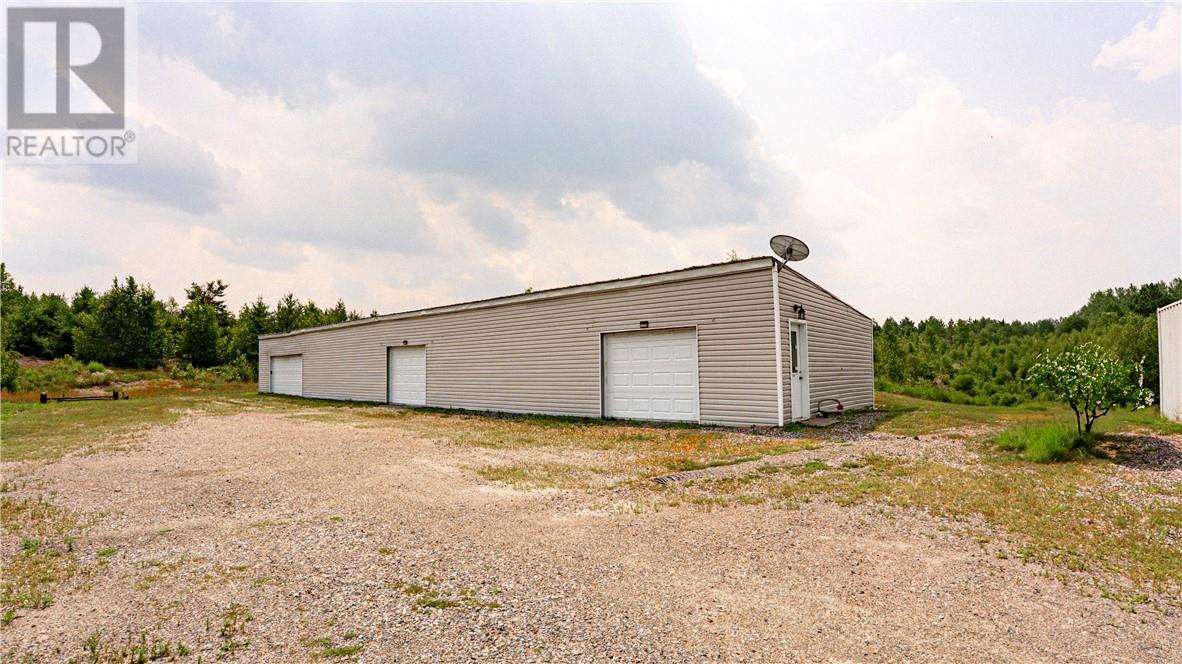 1110 Hwy 17, Wahnapitae, Ontario  P0M 3C0 - Photo 33 - 2126163