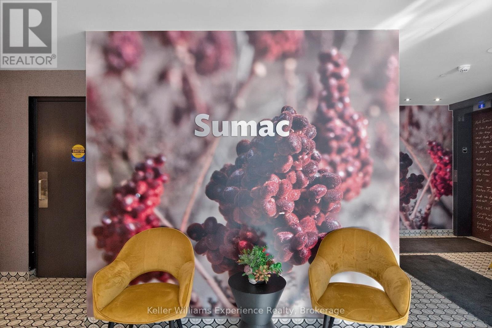 216 - 4 Spice Way, Barrie, Ontario  L9J 0M2 - Photo 4 - S12720300