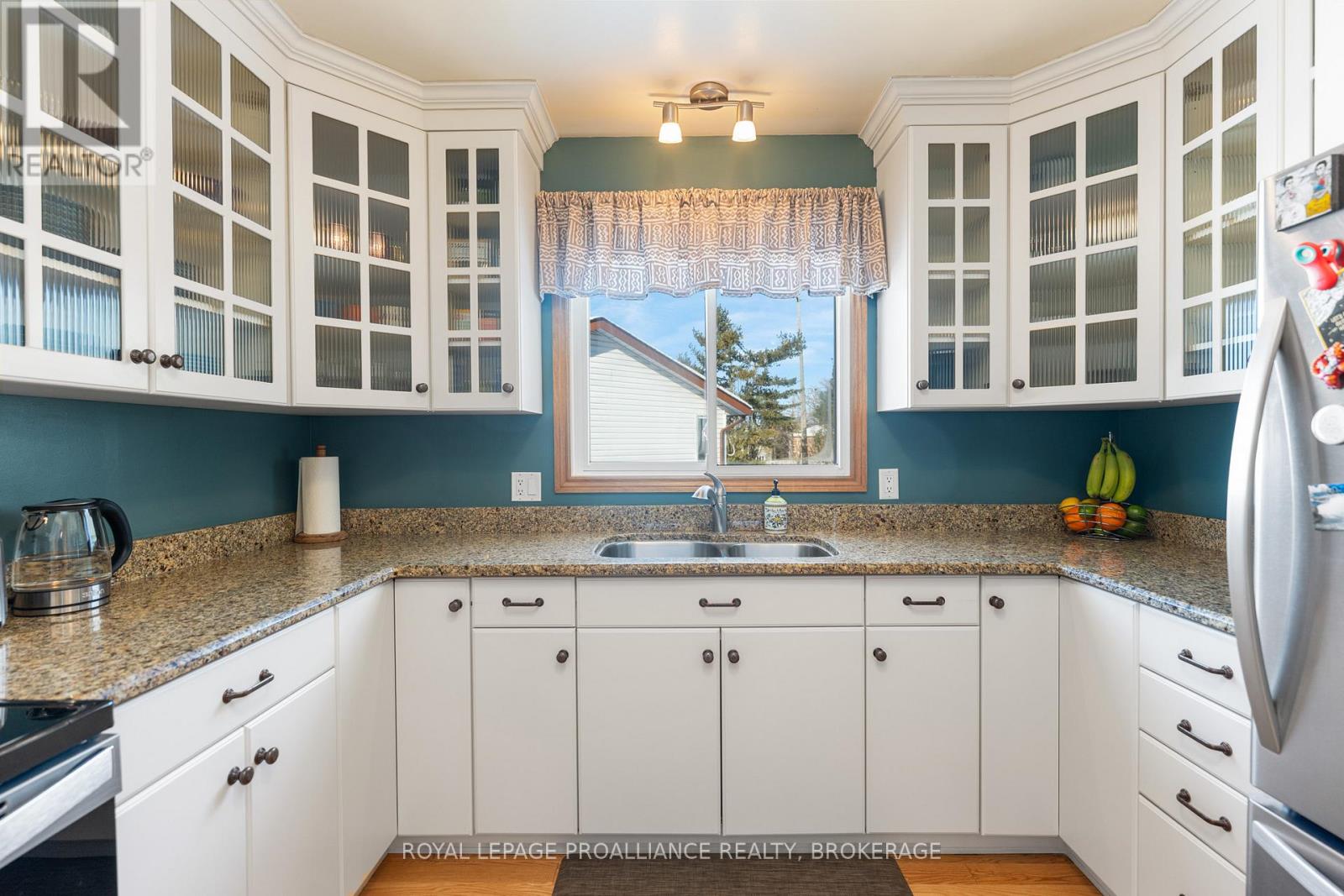 812 Hillside Drive, Kingston, Ontario K7M 5Y8 - Photo 13 - X12720416