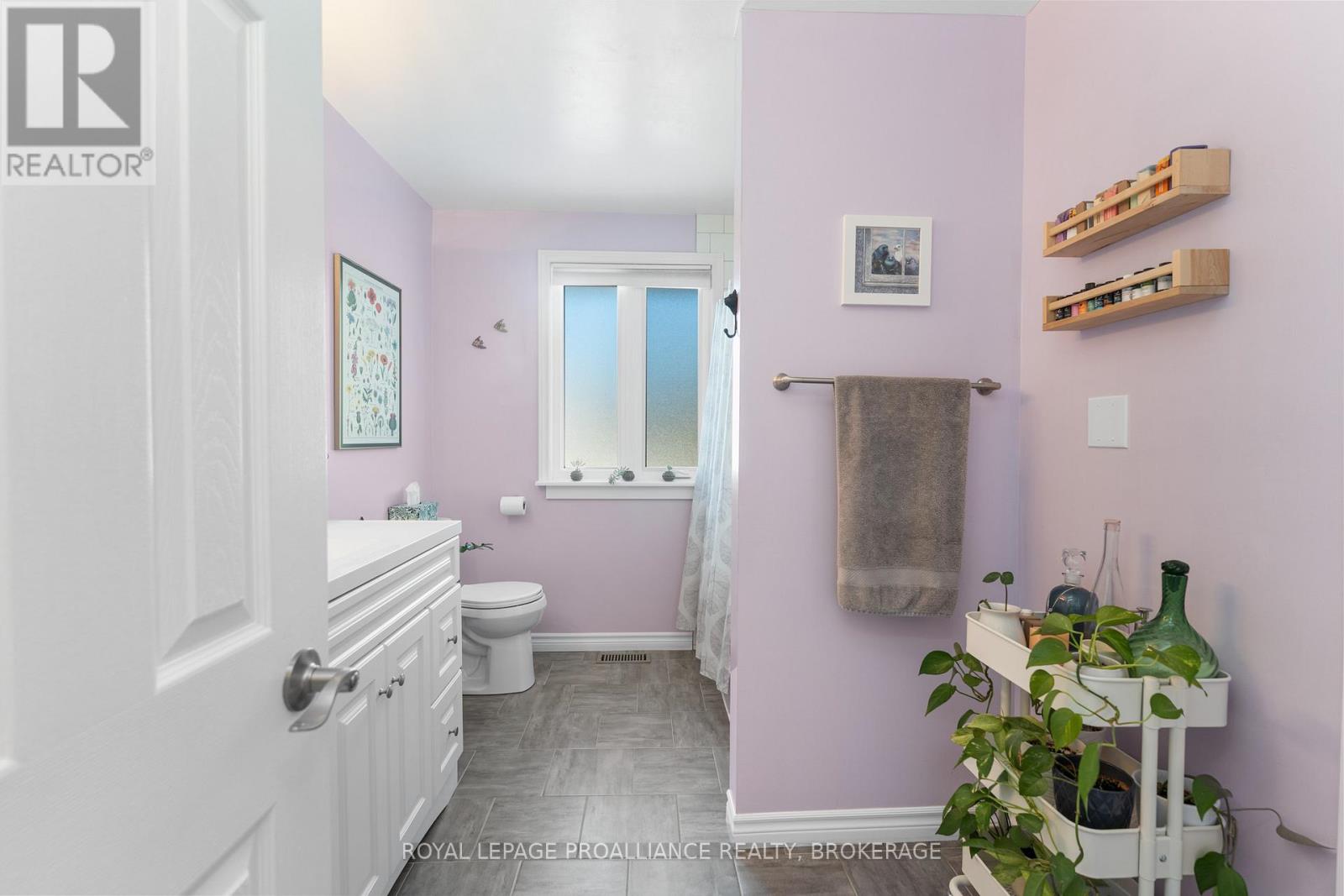 812 Hillside Drive, Kingston, Ontario K7M 5Y8 - Photo 21 - X12720416