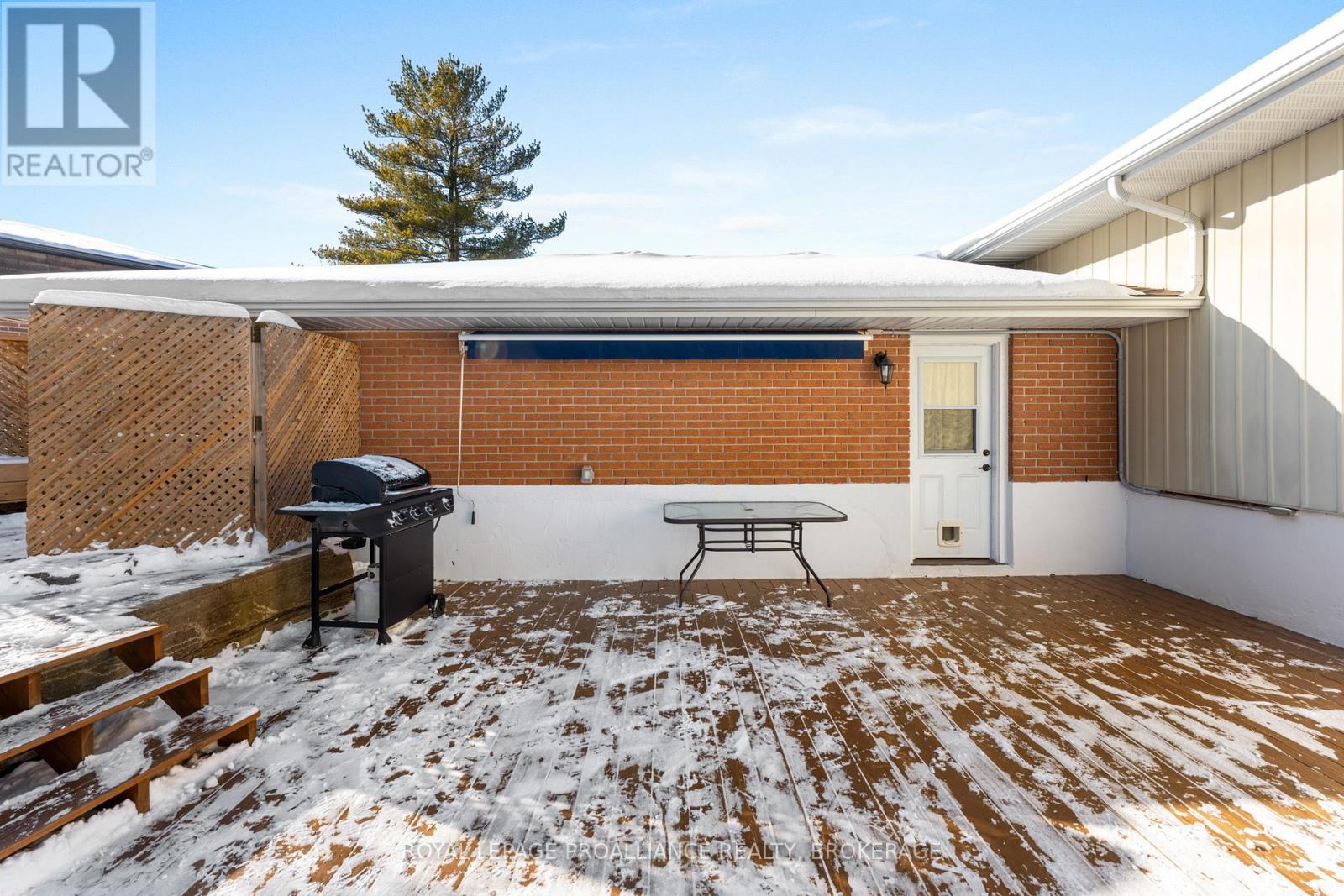 812 Hillside Drive, Kingston, Ontario K7M 5Y8 - Photo 34 - X12720416