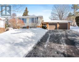 812 HILLSIDE DRIVE, Kingston, Ontario