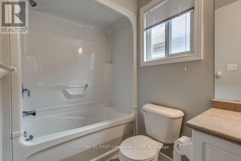 1754 Mickleborough Drive, London North, Ontario  N6G 5R4 - Photo 17 - X12720292