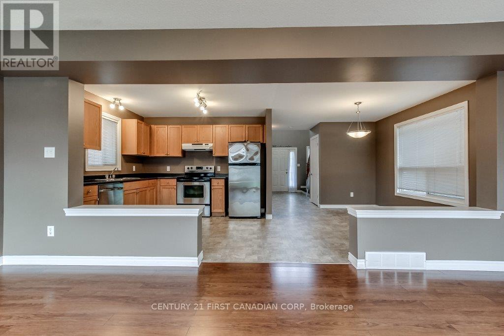 1754 Mickleborough Drive, London North, Ontario  N6G 5R4 - Photo 6 - X12720292