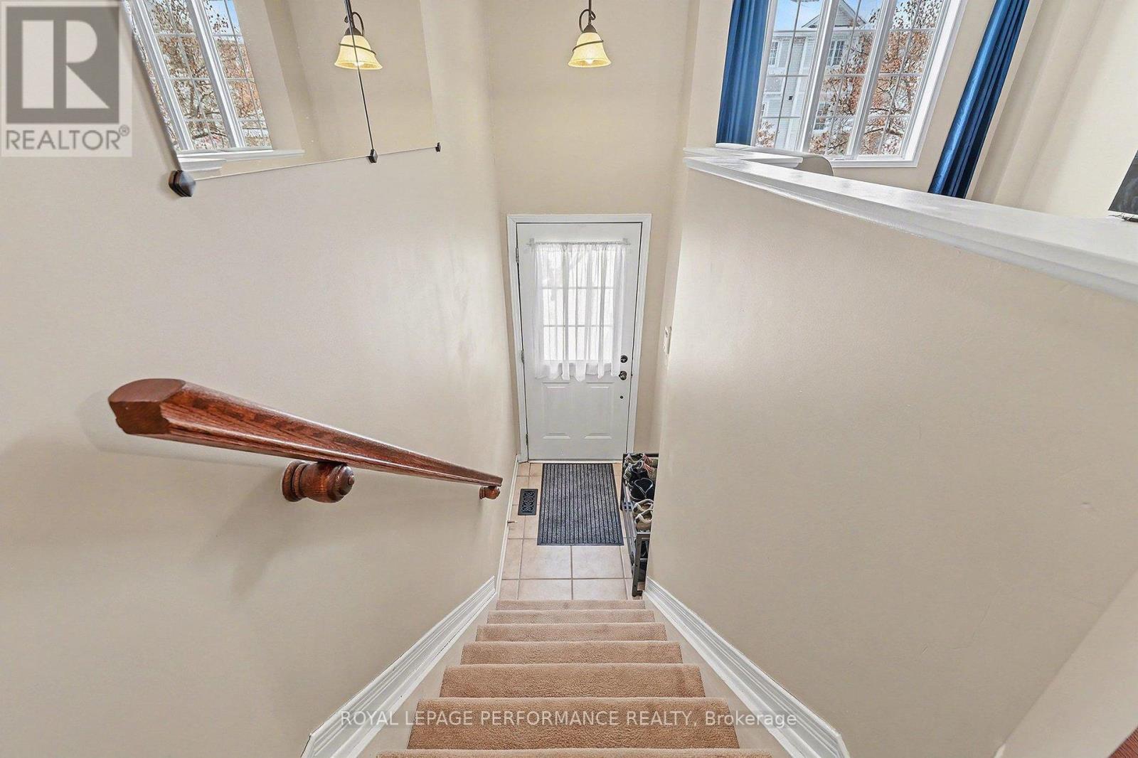 83 Manhattan Crescent, Ottawa, Ontario  K2C 4B8 - Photo 20 - X12720326