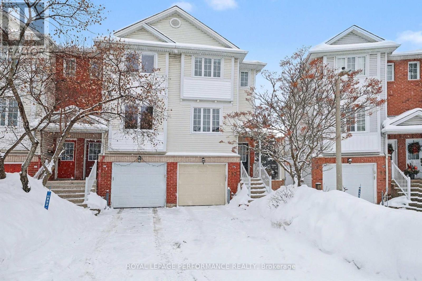 83 Manhattan Crescent, Ottawa, Ontario  K2C 4B8 - Photo 23 - X12720326