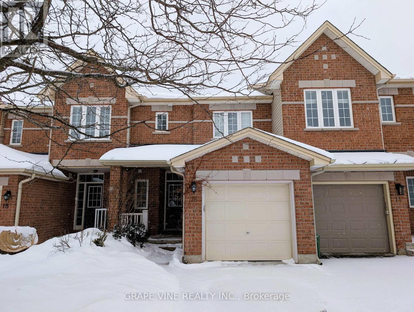 16 CEDAR VALLEY DRIVE, Ottawa, Ontario