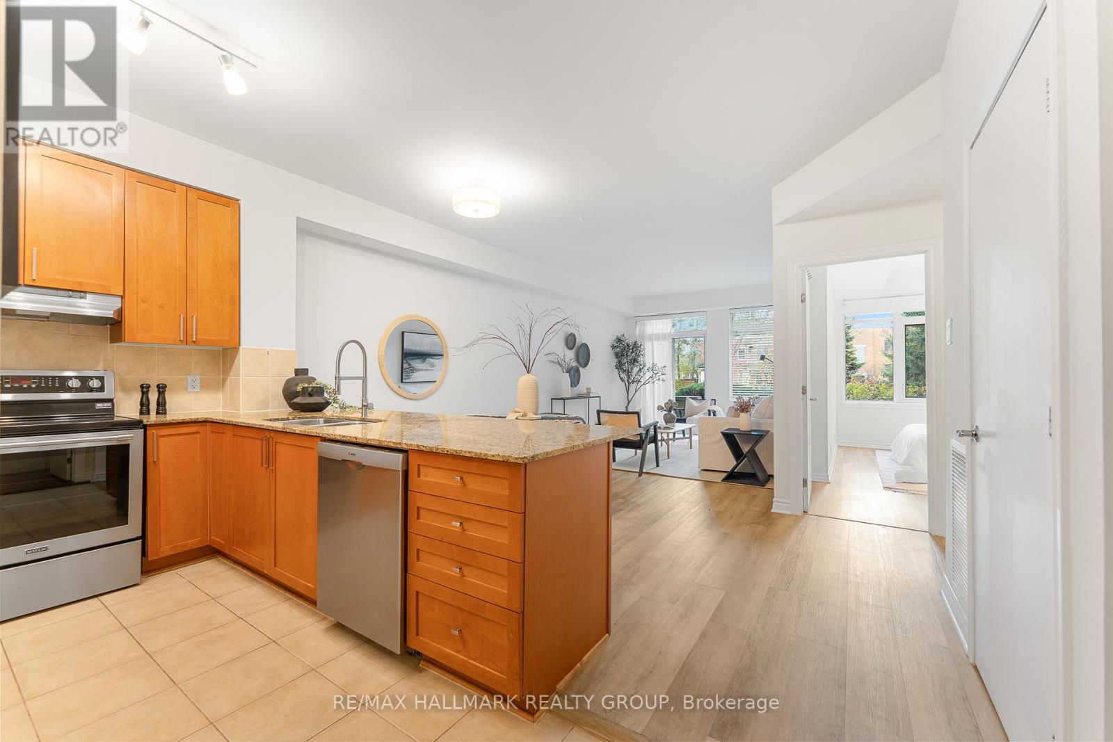 129 - 205 Bolton Street, Ottawa, Ontario  K1N 1K7 - Photo 6 - X12720382