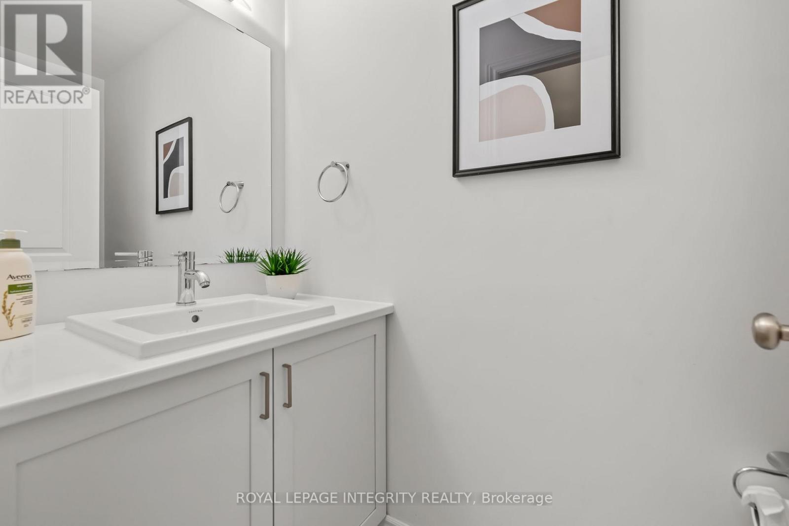 229 Osterley Way, Ottawa, Ontario  K2S 2P2 - Photo 17 - X12720398