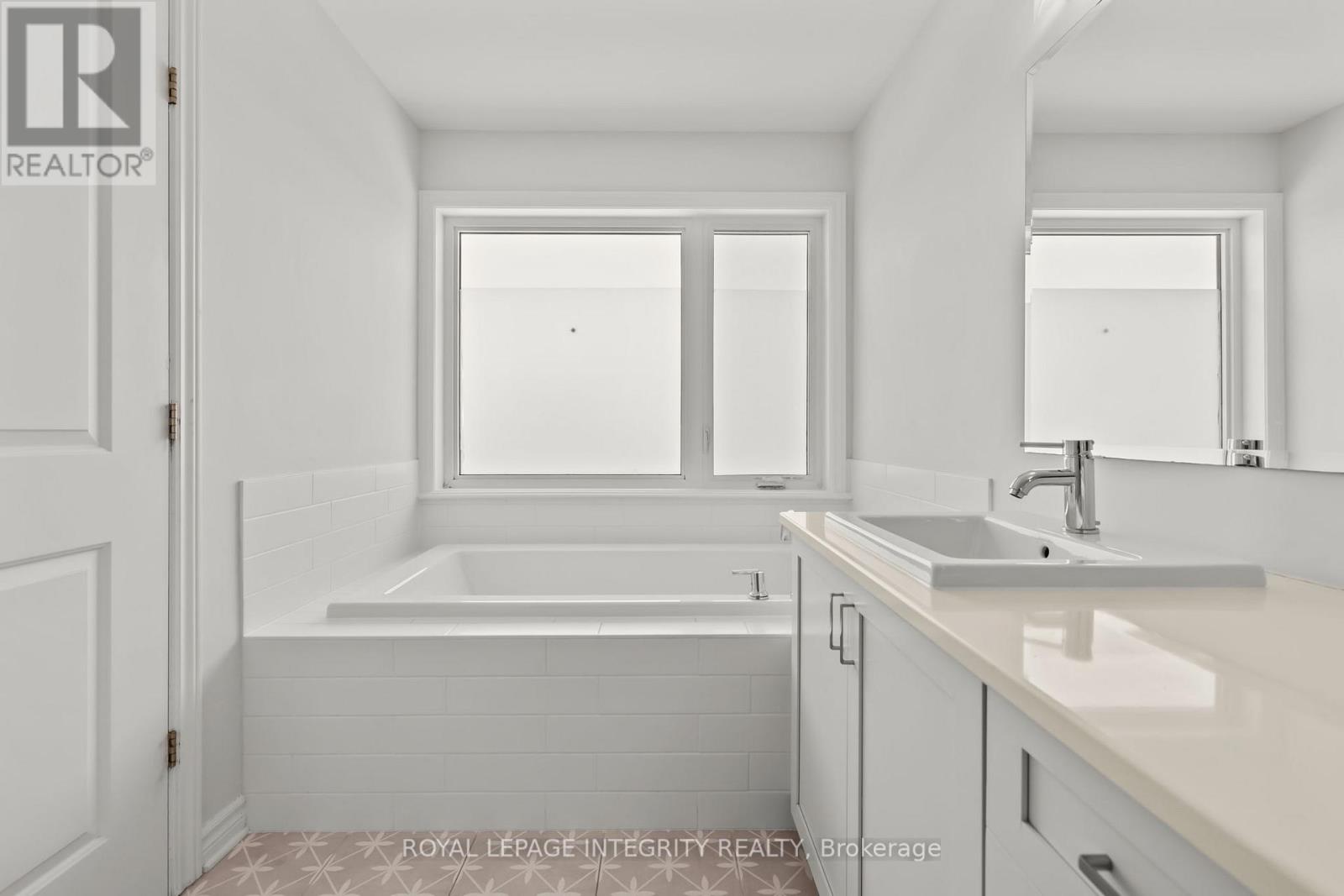 229 Osterley Way, Ottawa, Ontario  K2S 2P2 - Photo 22 - X12720398