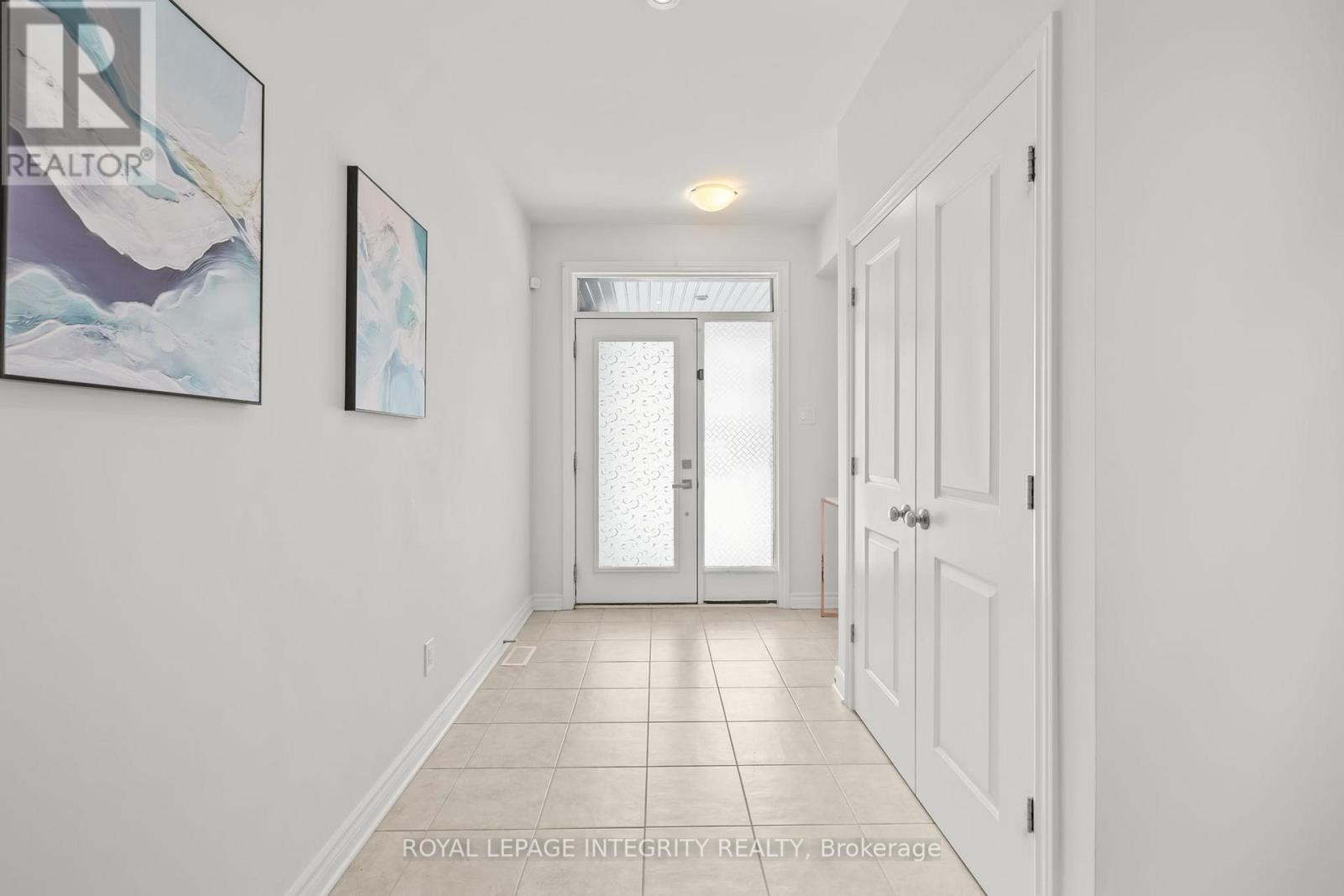 229 Osterley Way, Ottawa, Ontario  K2S 2P2 - Photo 3 - X12720398