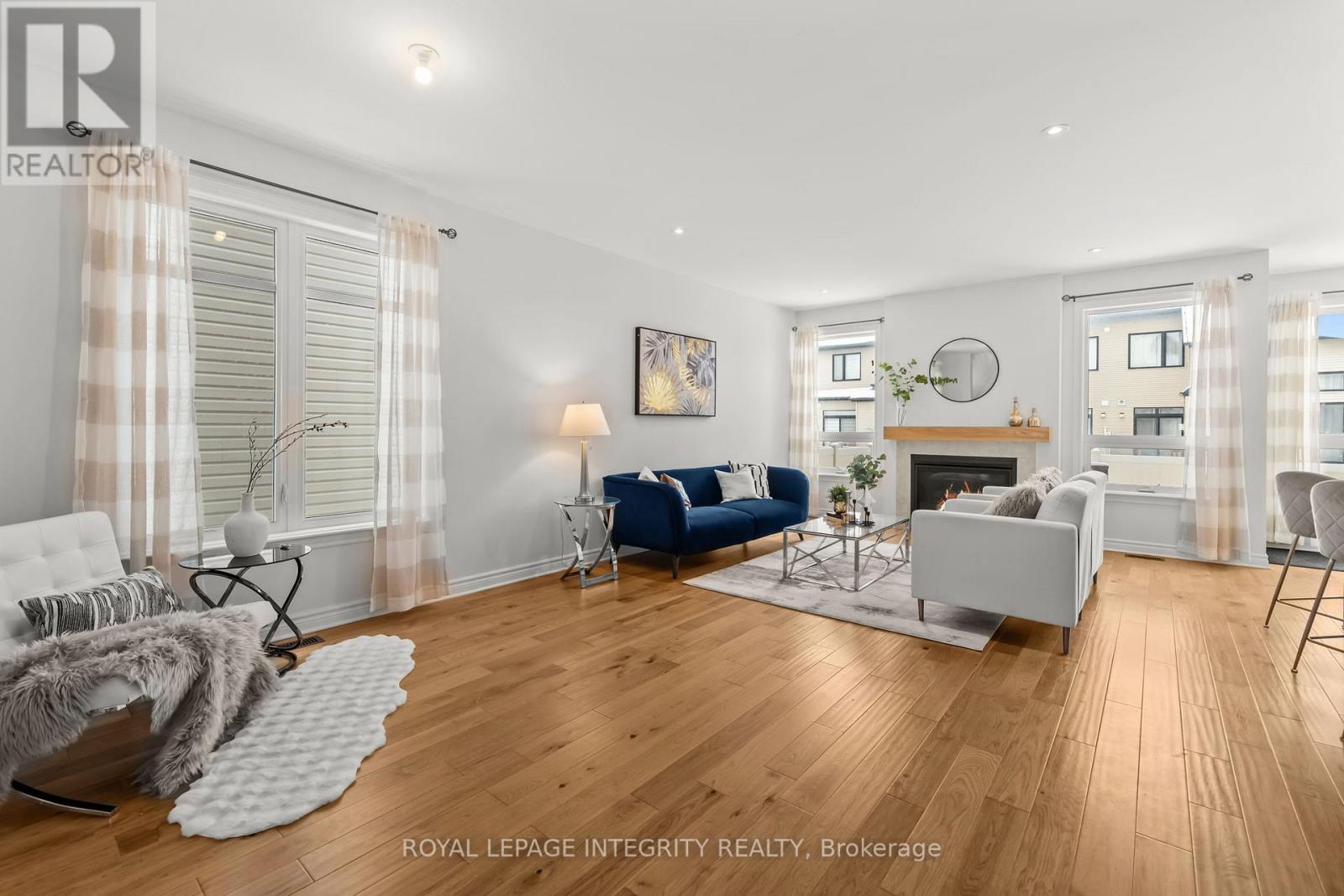 229 Osterley Way, Ottawa, Ontario  K2S 2P2 - Photo 5 - X12720398