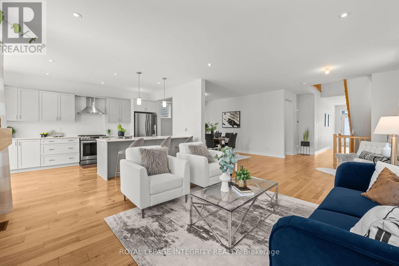 229 Osterley Way, Ottawa, Ontario  K2S 2P2 - Photo 9 - X12720398