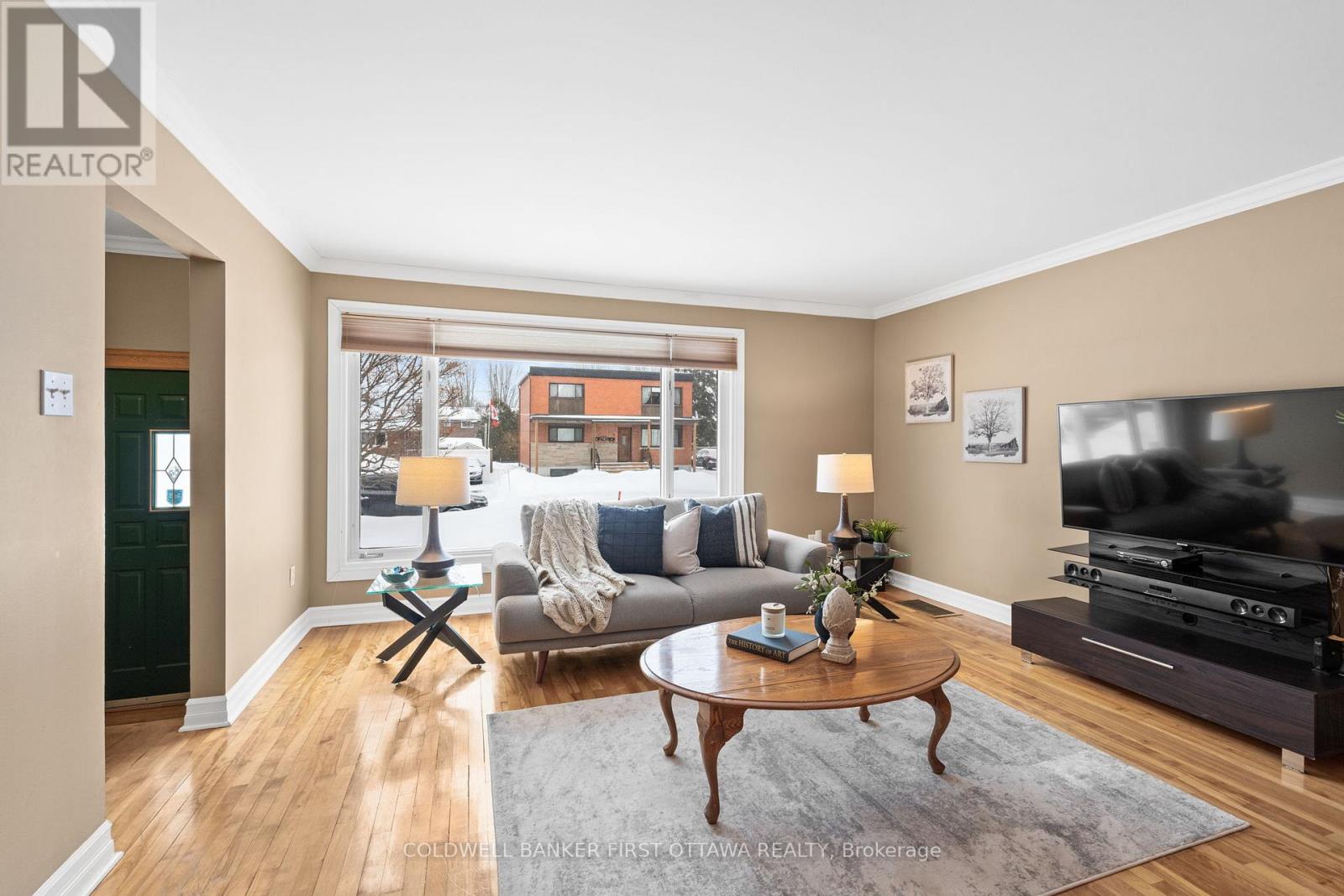 770 Trojan Avenue, Ottawa, Ontario  K1K 2P7 - Photo 2 - X12720402