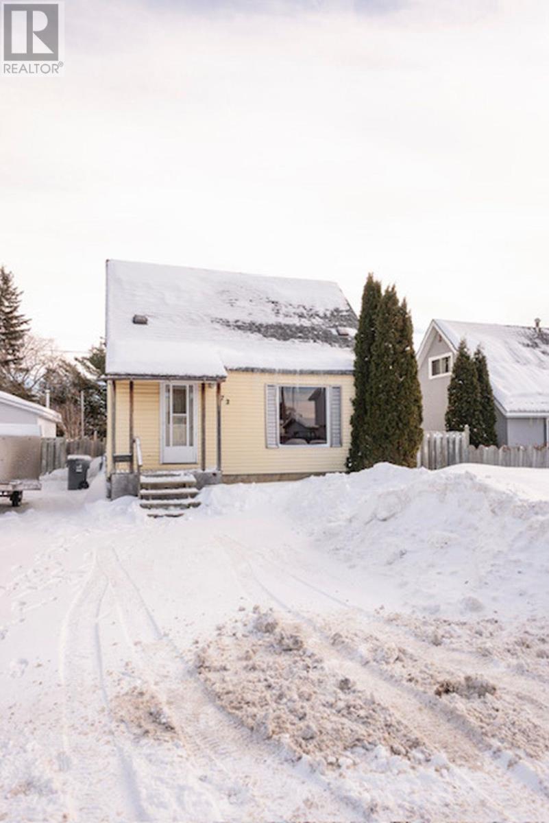 372 Grenville Ave, Thunder Bay, Ontario