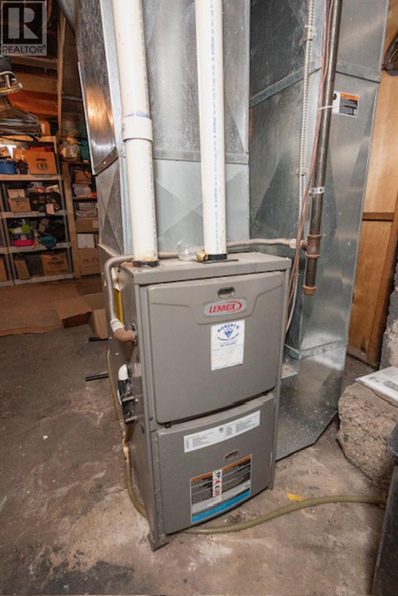 372 Grenville Ave, Thunder Bay, Ontario  P7A 2B8 - Photo 22 - TB2600109