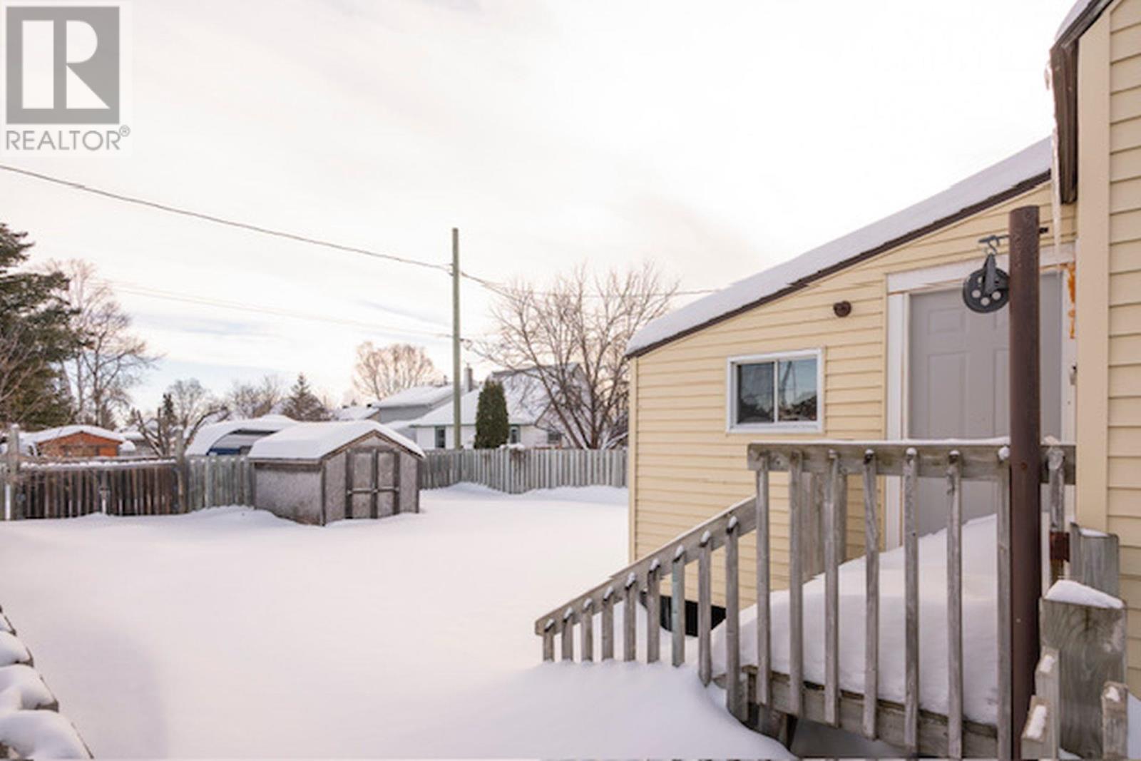 372 Grenville Ave, Thunder Bay, Ontario  P7A 2B8 - Photo 26 - TB2600109