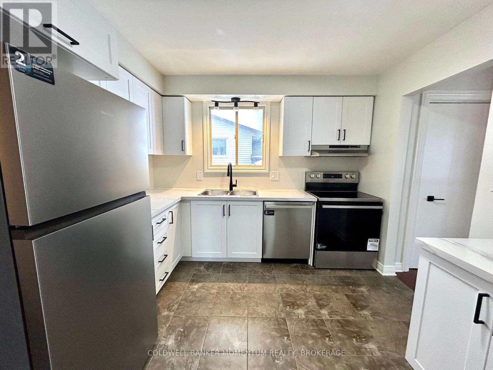 Main - 2 Cornwell Circle, St. Catharines, Ontario  L2S 3C5 - Photo 10 - X12720290