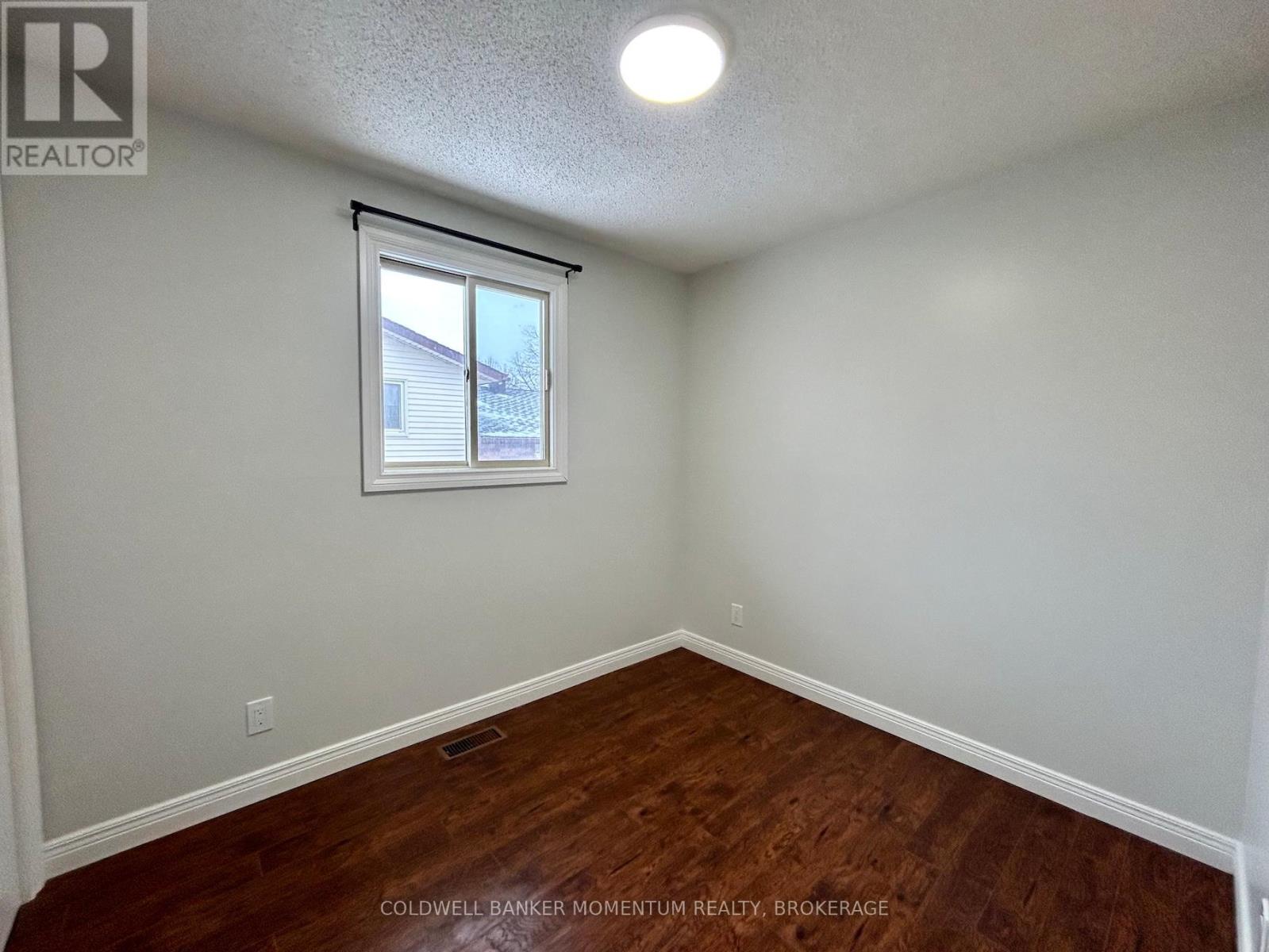 Main - 2 Cornwell Circle, St. Catharines, Ontario  L2S 3C5 - Photo 14 - X12720290