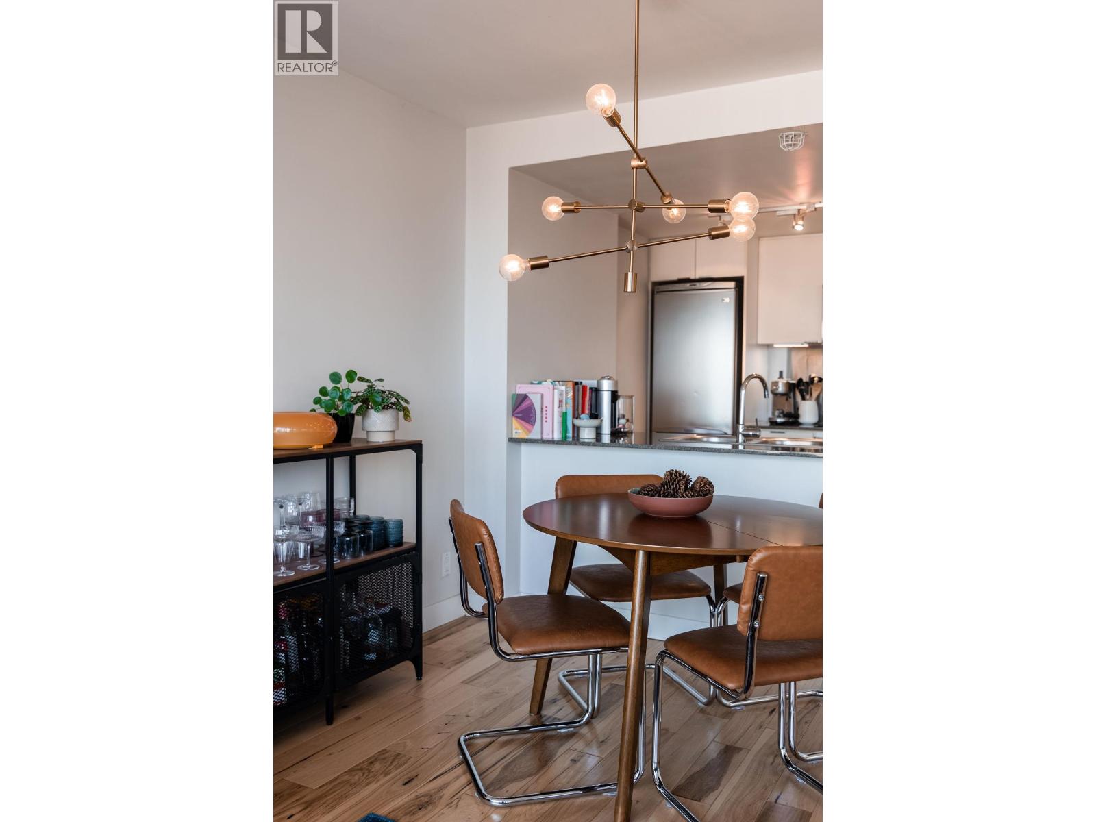 1705 788 Hamilton Street, Vancouver, British Columbia  V6B 0E9 - Photo 10 - R3082217