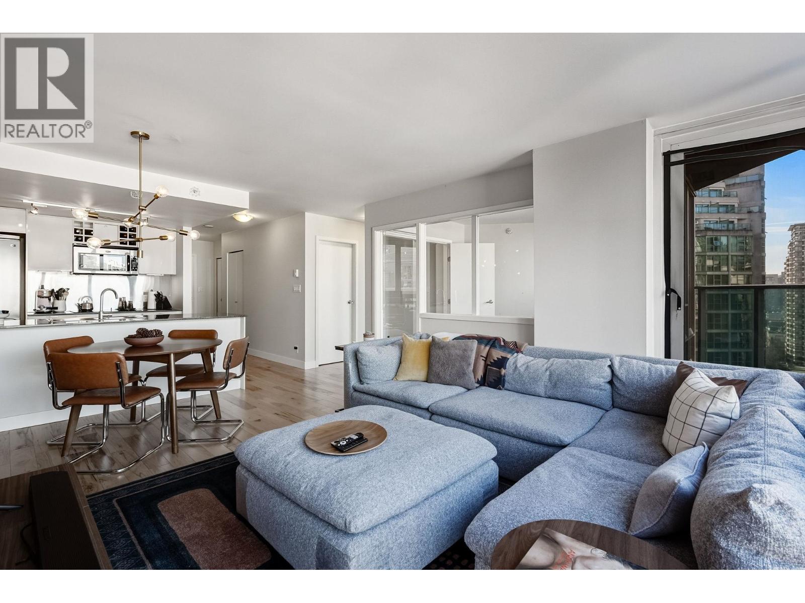 1705 788 Hamilton Street, Vancouver, British Columbia  V6B 0E9 - Photo 2 - R3082217