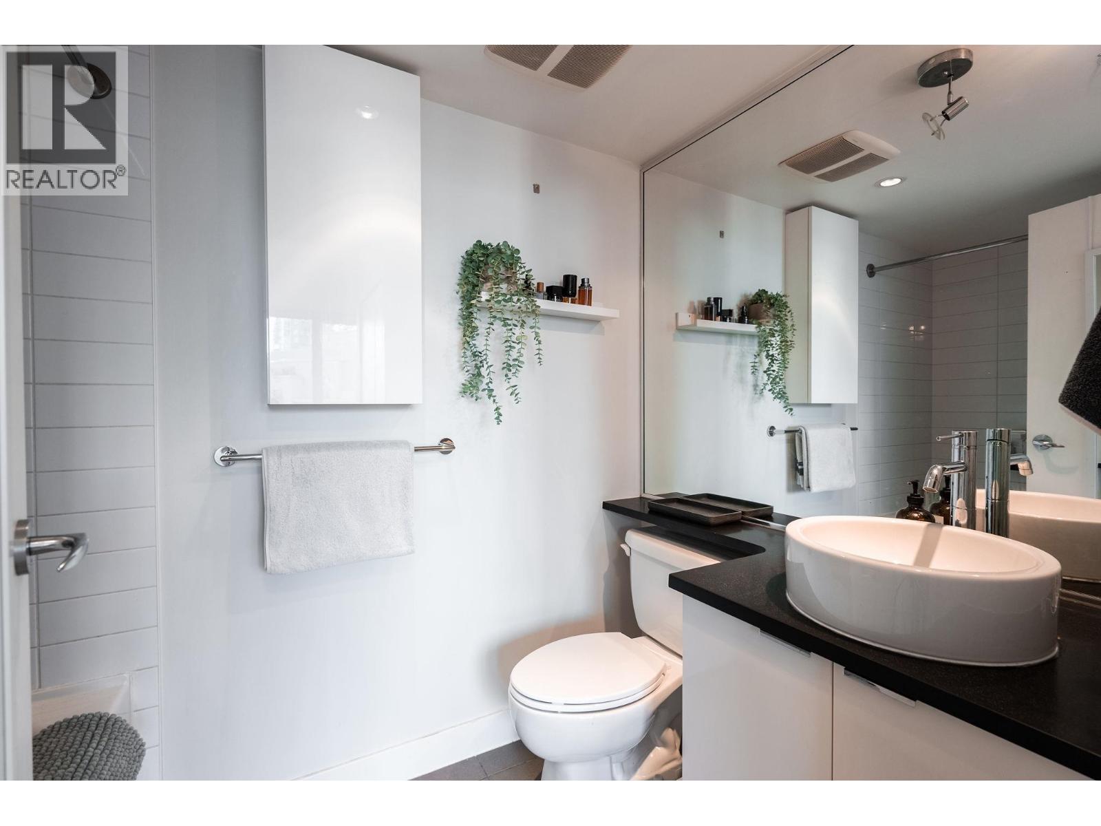 1705 788 Hamilton Street, Vancouver, British Columbia  V6B 0E9 - Photo 20 - R3082217