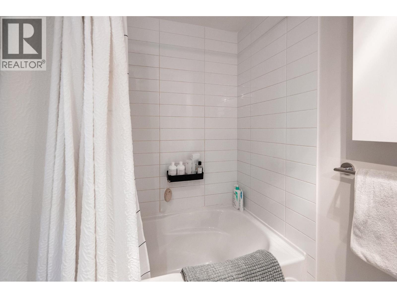 1705 788 Hamilton Street, Vancouver, British Columbia  V6B 0E9 - Photo 21 - R3082217