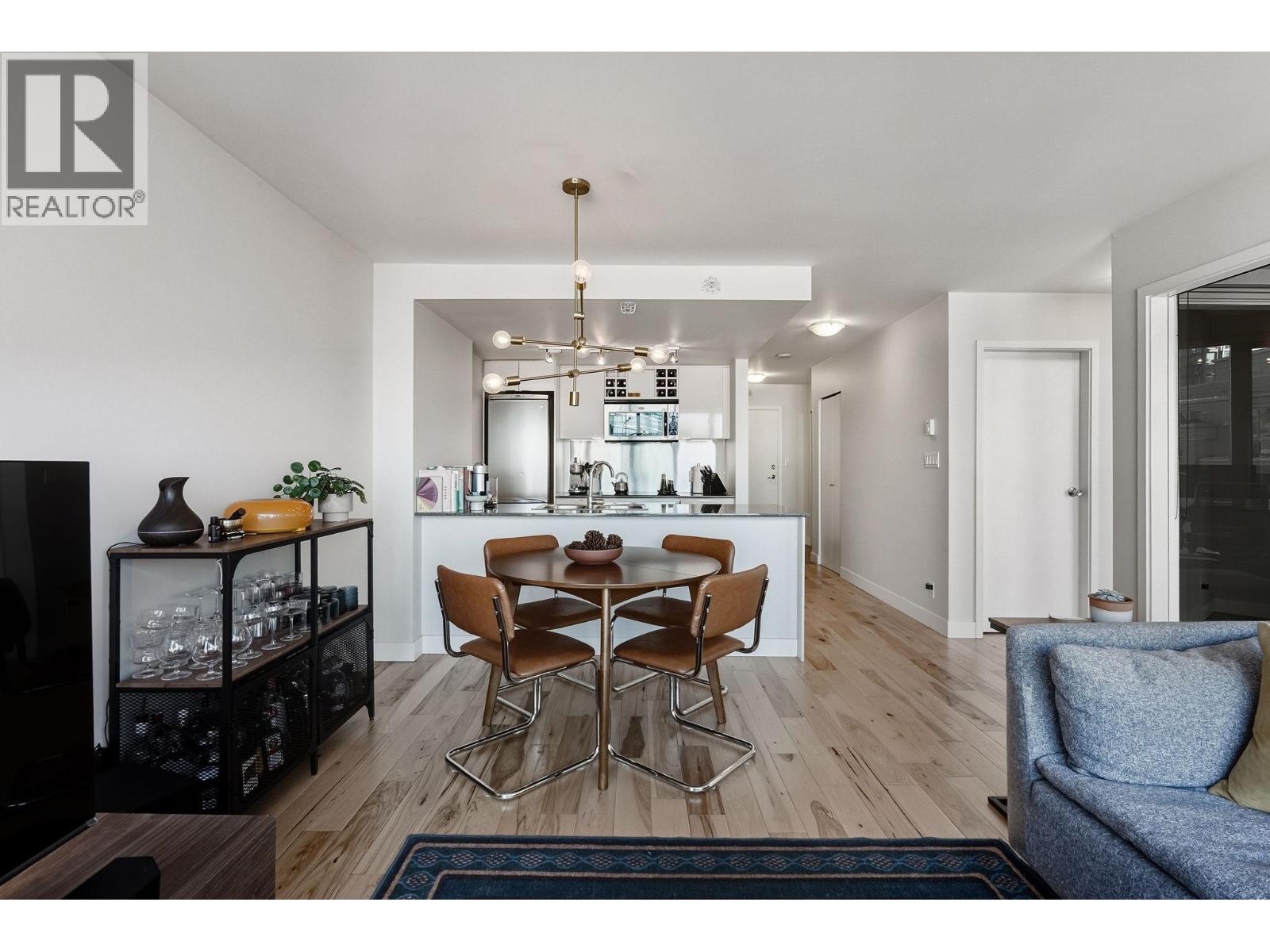 1705 788 Hamilton Street, Vancouver, British Columbia  V6B 0E9 - Photo 5 - R3082217