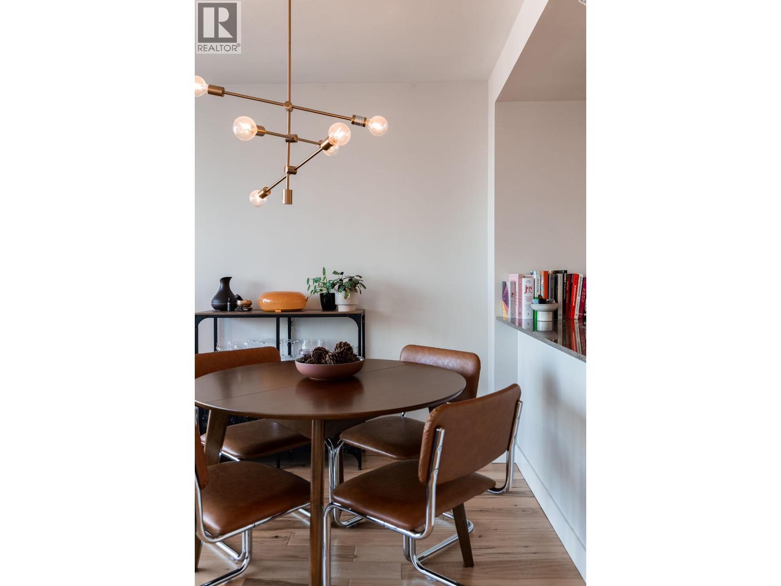 1705 788 Hamilton Street, Vancouver, British Columbia  V6B 0E9 - Photo 8 - R3082217