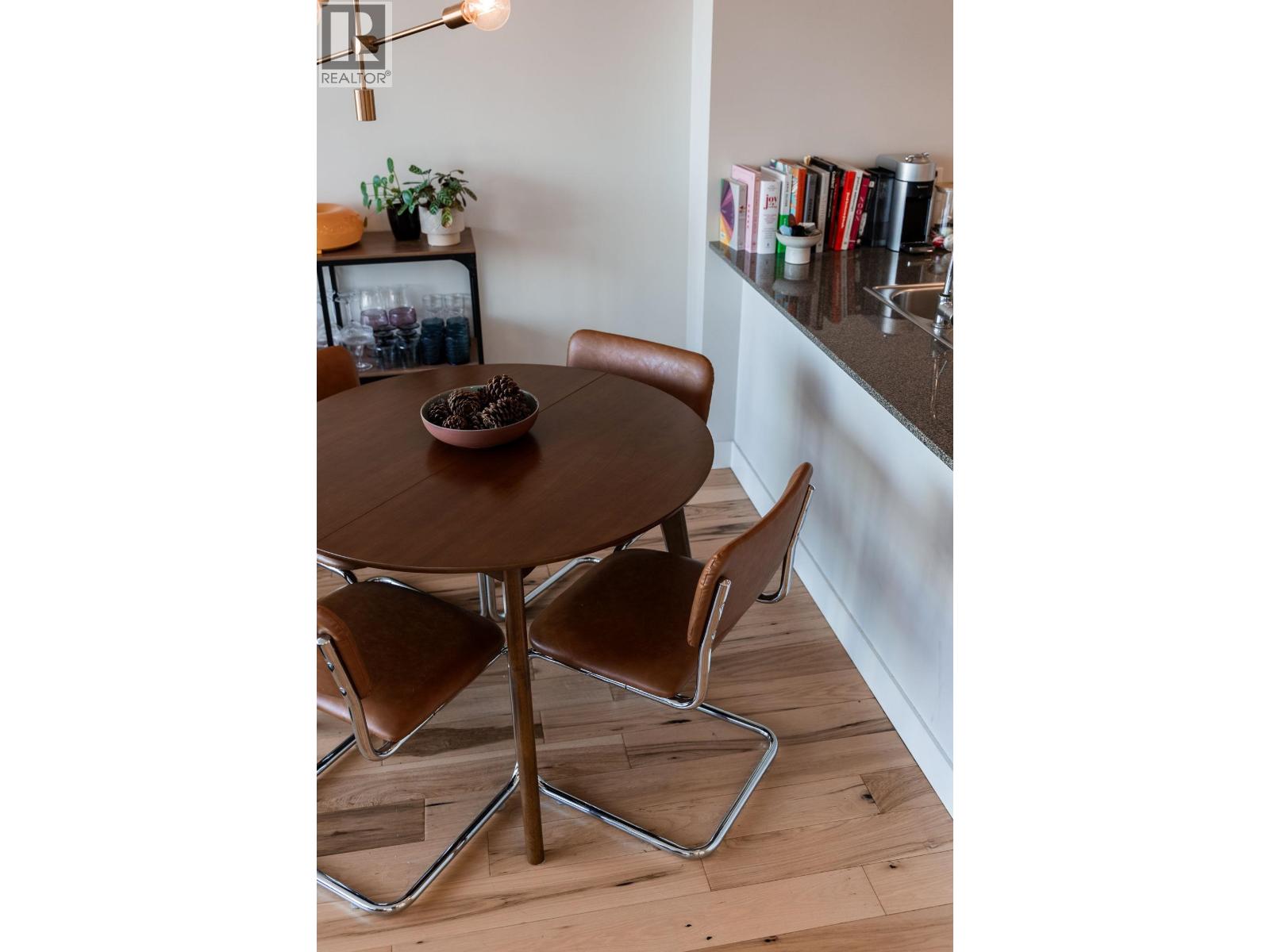 1705 788 Hamilton Street, Vancouver, British Columbia  V6B 0E9 - Photo 9 - R3082217