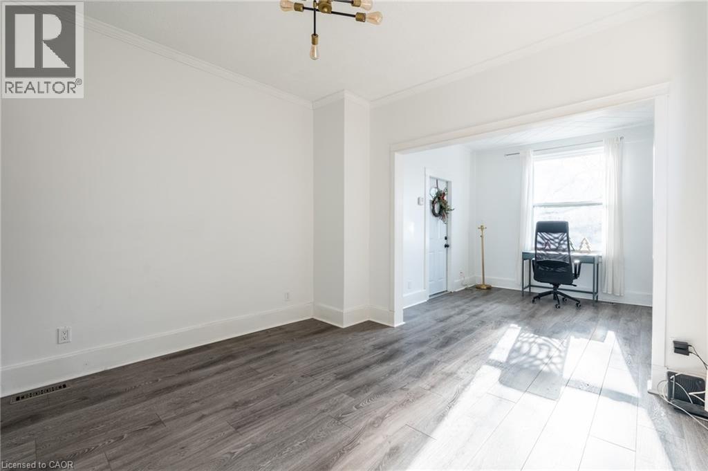 388 Charlton Avenue W, Hamilton, Ontario  L8P 2E7 - Photo 8 - 40798272