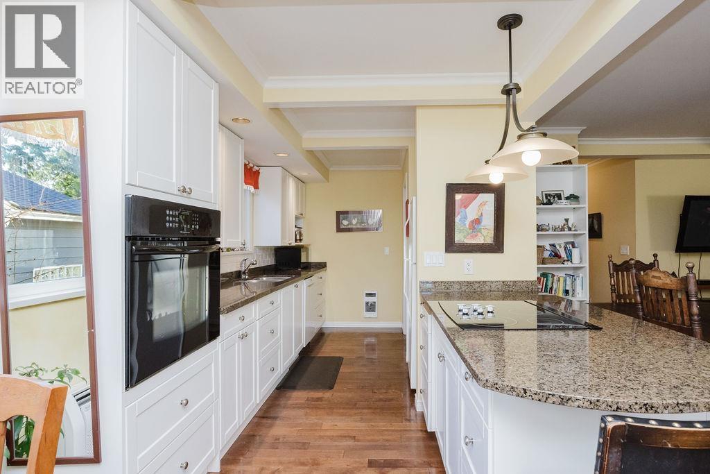 773 Franklin Road, Gibsons, British Columbia  V0N 1V8 - Photo 16 - R3082199