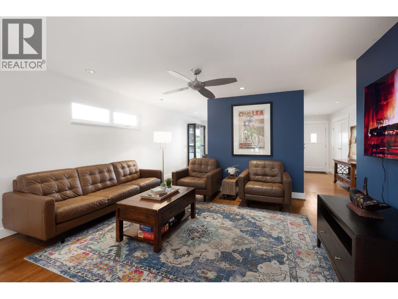 518 E 7th Street, North Vancouver, British Columbia  V7L 1S3 - Photo 11 - R3082209