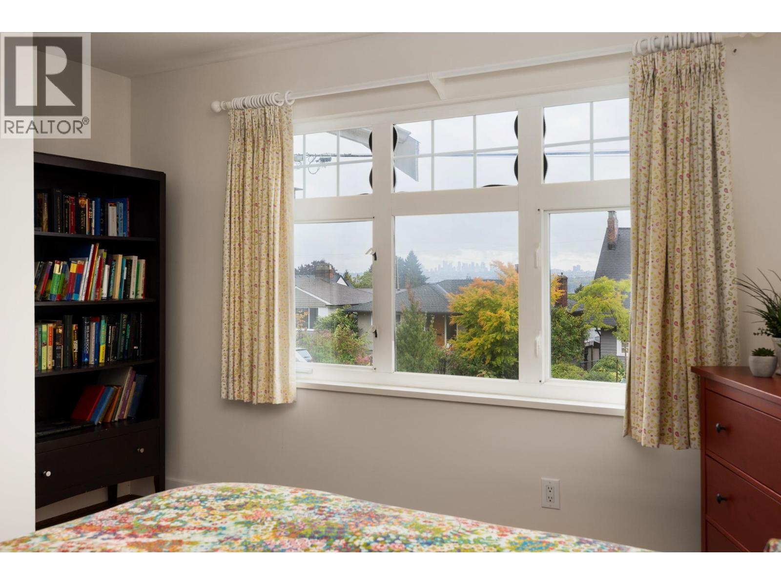 518 E 7th Street, North Vancouver, British Columbia  V7L 1S3 - Photo 27 - R3082209