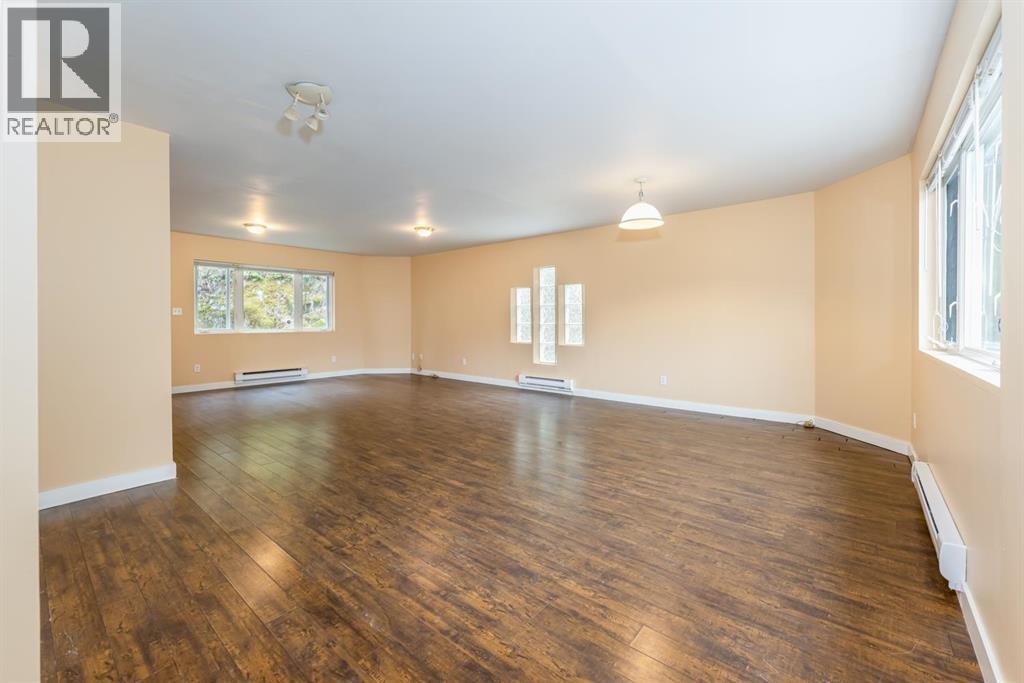 5559 Indian River Drive, North Vancouver, British Columbia  V7G 2T7 - Photo 2 - R3082210