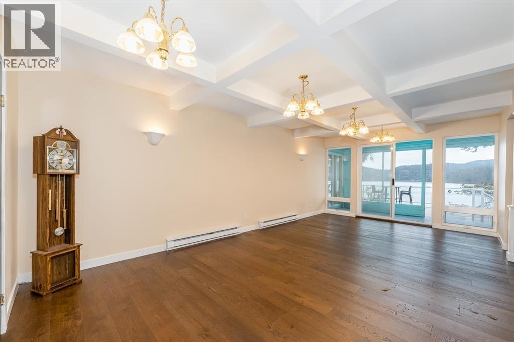 5559 Indian River Drive, North Vancouver, British Columbia  V7G 2T7 - Photo 8 - R3082210