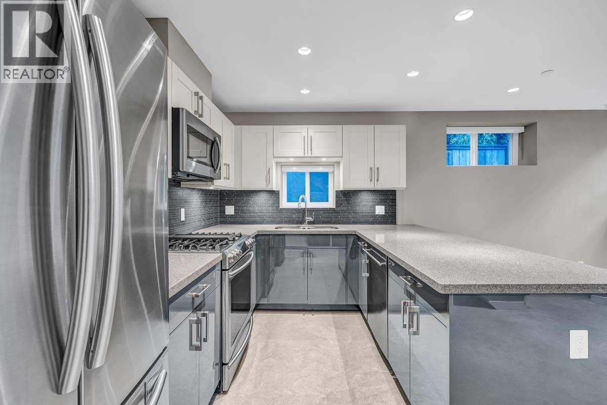 439x W 3rd Avenue, Vancouver, British Columbia  V6R 1M6 - Photo 5 - R3082215