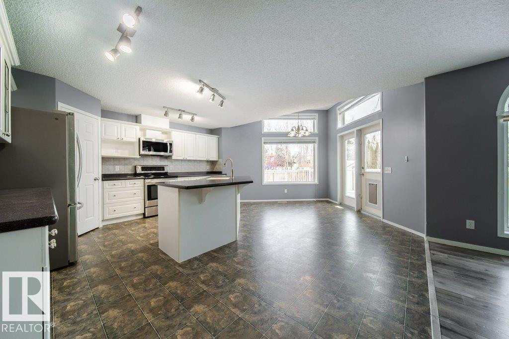 6 Lansing Cl, Spruce Grove, Alberta  T7X 4K3 - Photo 11 - E4464456