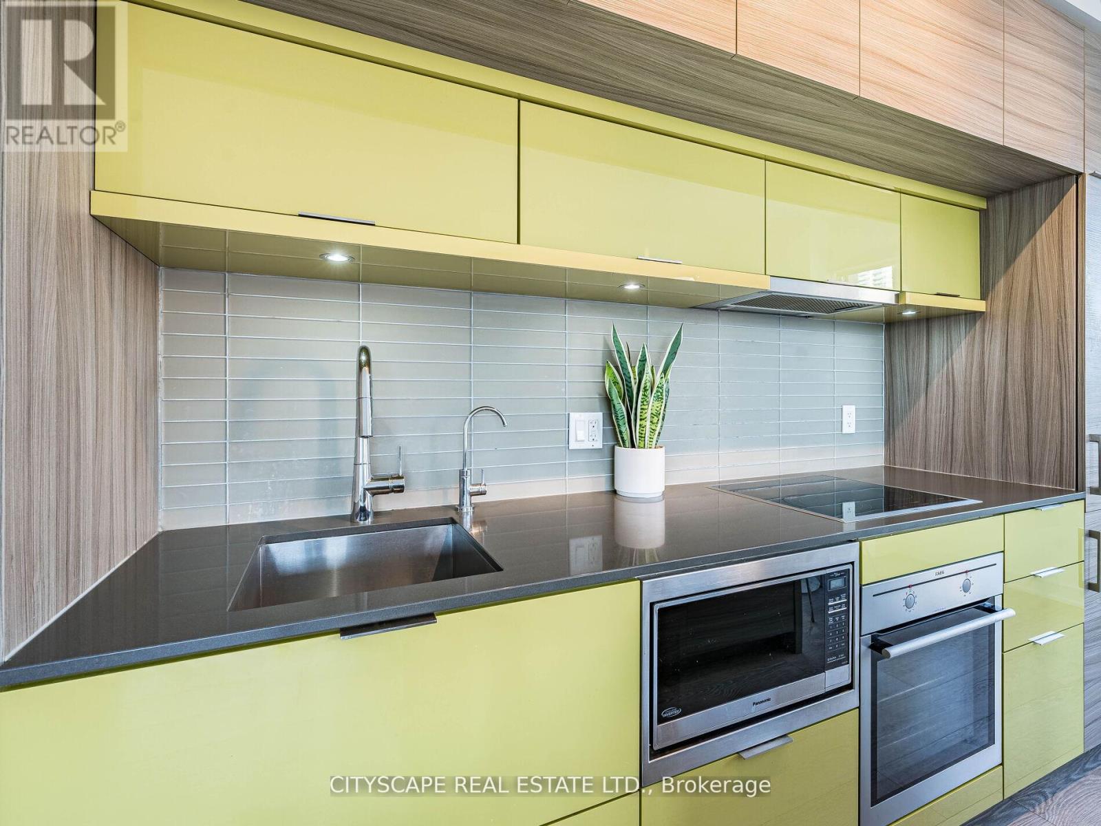 1605 - 88 Scott Street, Toronto, Ontario  M5E 0A9 - Photo 26 - C12720298