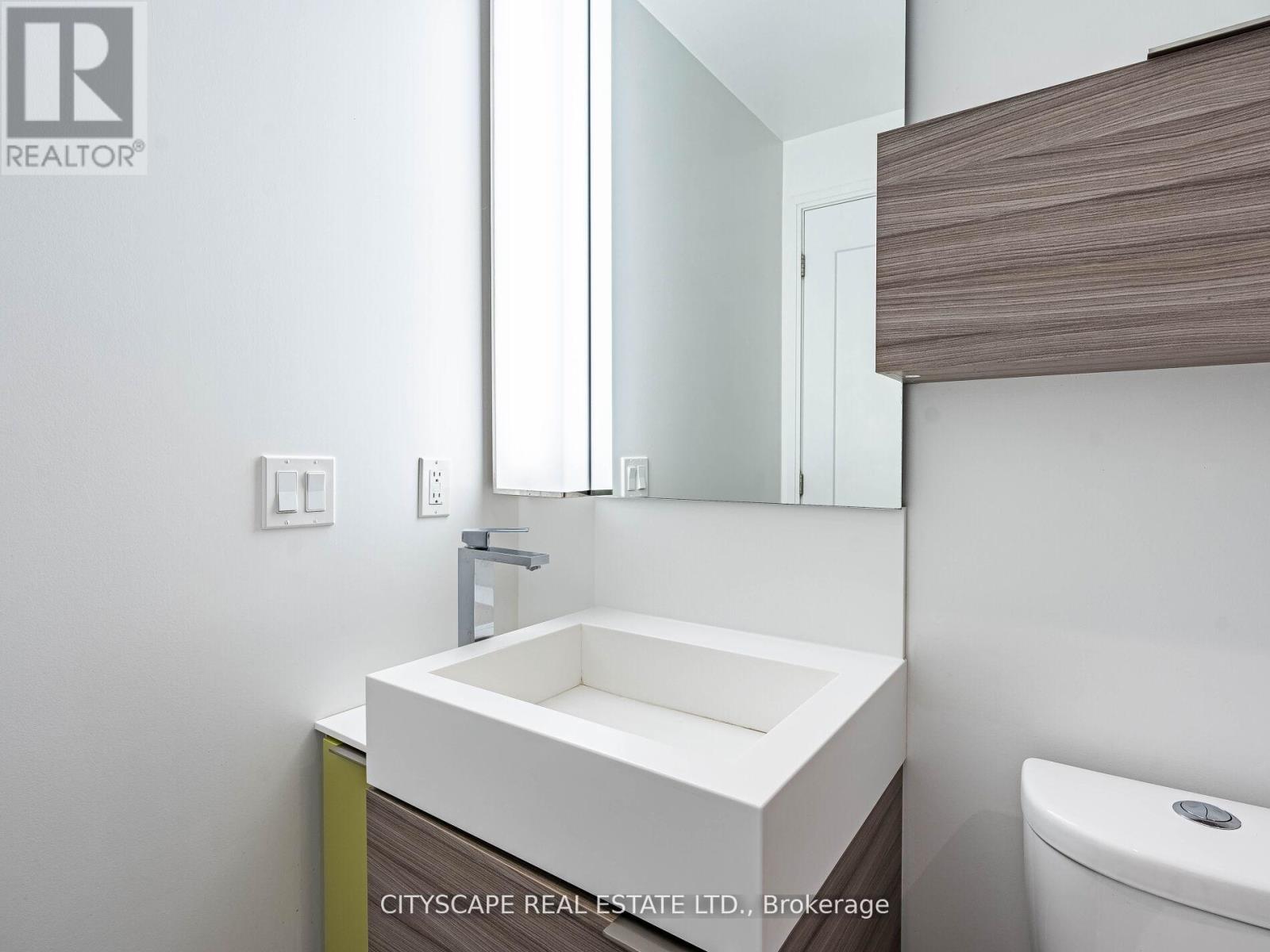 1605 - 88 Scott Street, Toronto, Ontario  M5E 0A9 - Photo 41 - C12720298