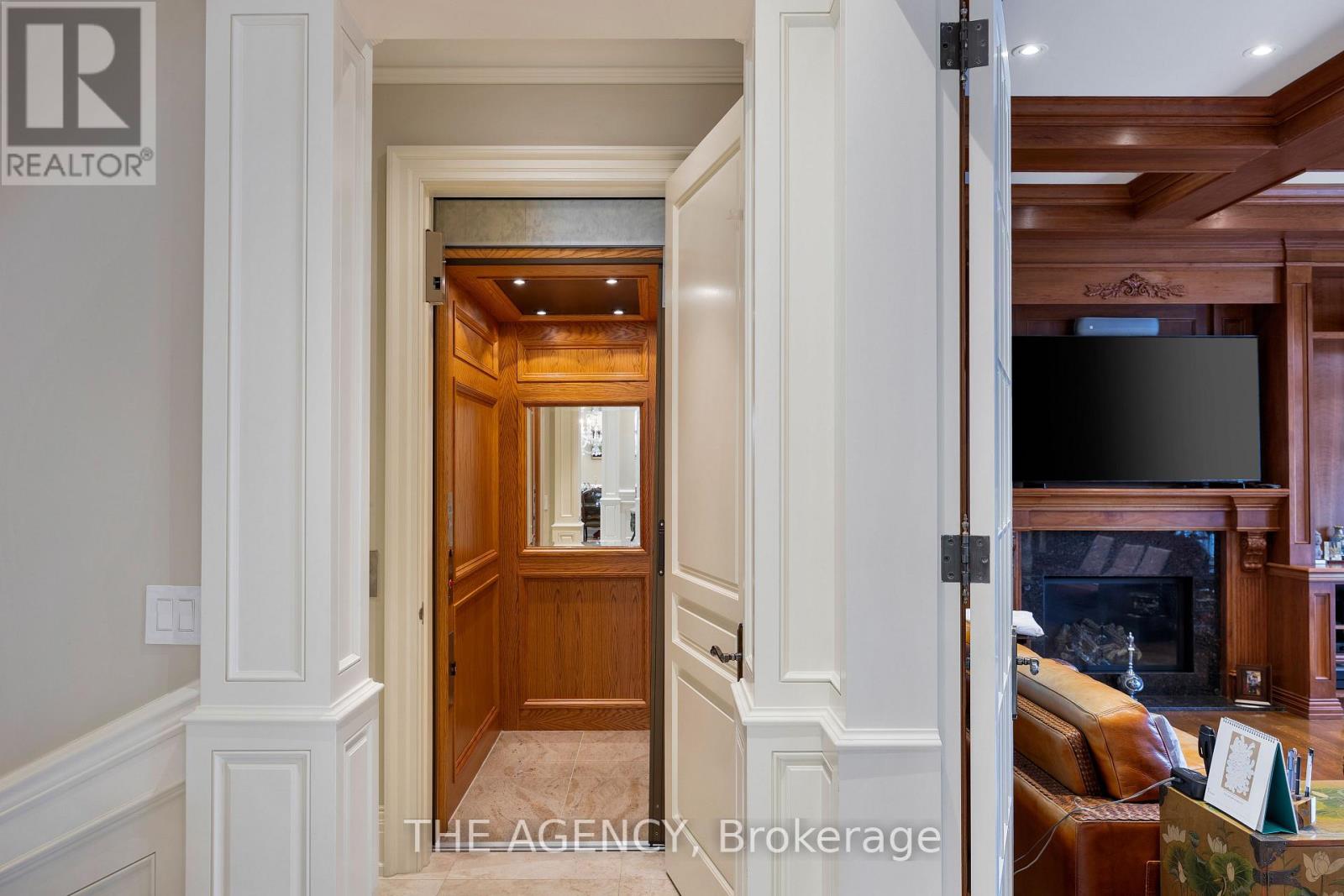 75 Arjay Crescent, Toronto, Ontario  M2L 1C6 - Photo 10 - C12720302