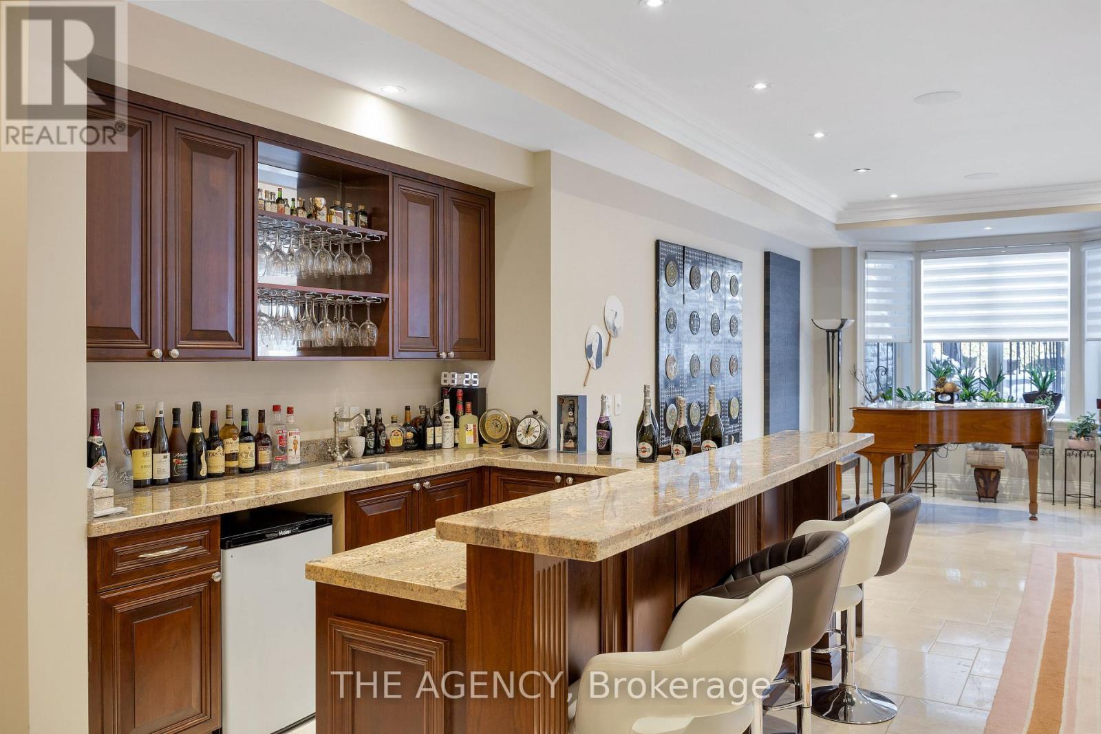 75 Arjay Crescent, Toronto, Ontario  M2L 1C6 - Photo 19 - C12720302