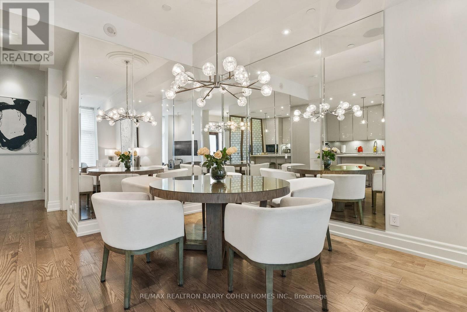 133 Pears Avenue, Toronto, Ontario  M5R 1T3 - Photo 9 - C12720314