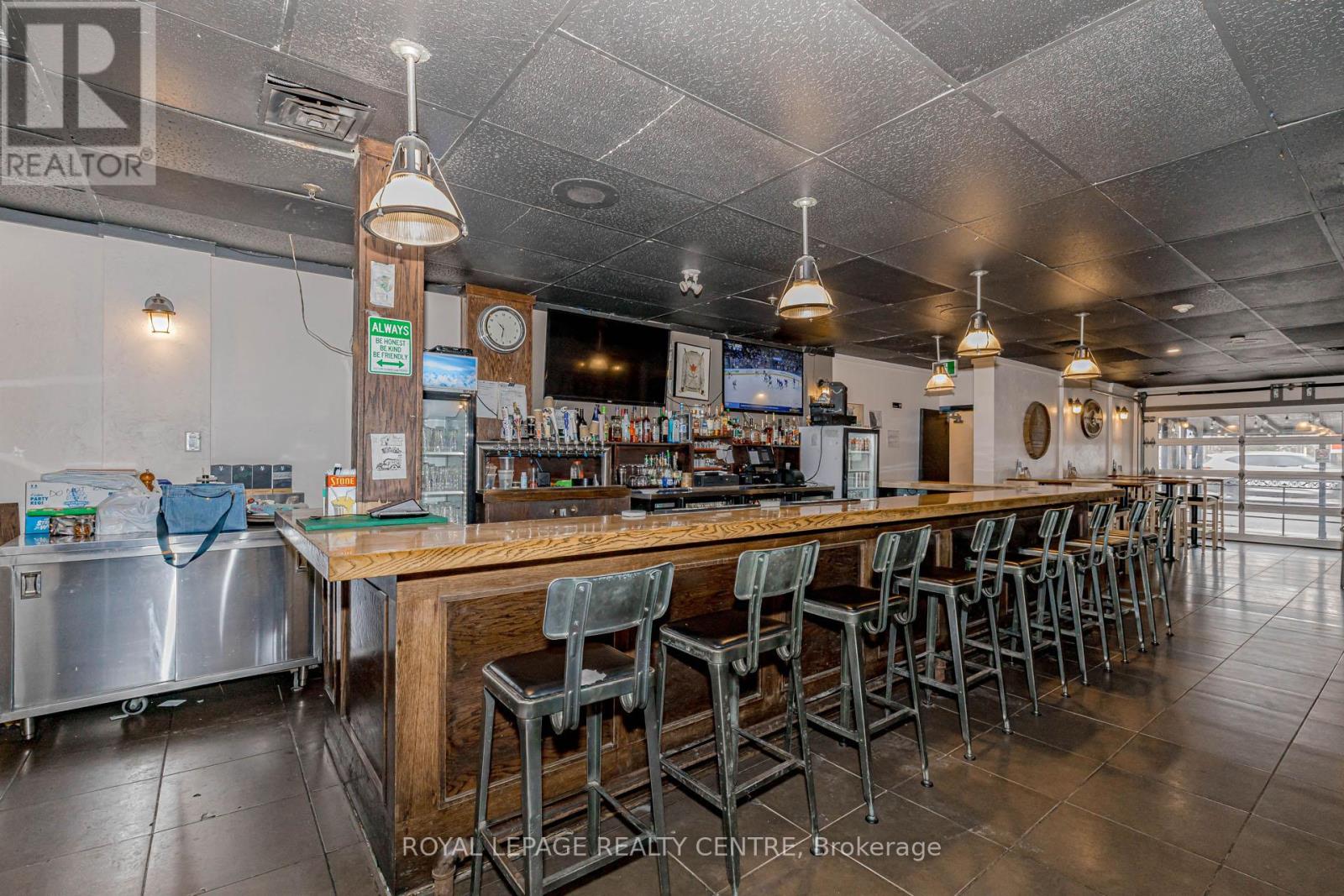 1028 Eglinton Avenue W, Toronto, Ontario  M6C 2C5 - Photo 23 - C12720420