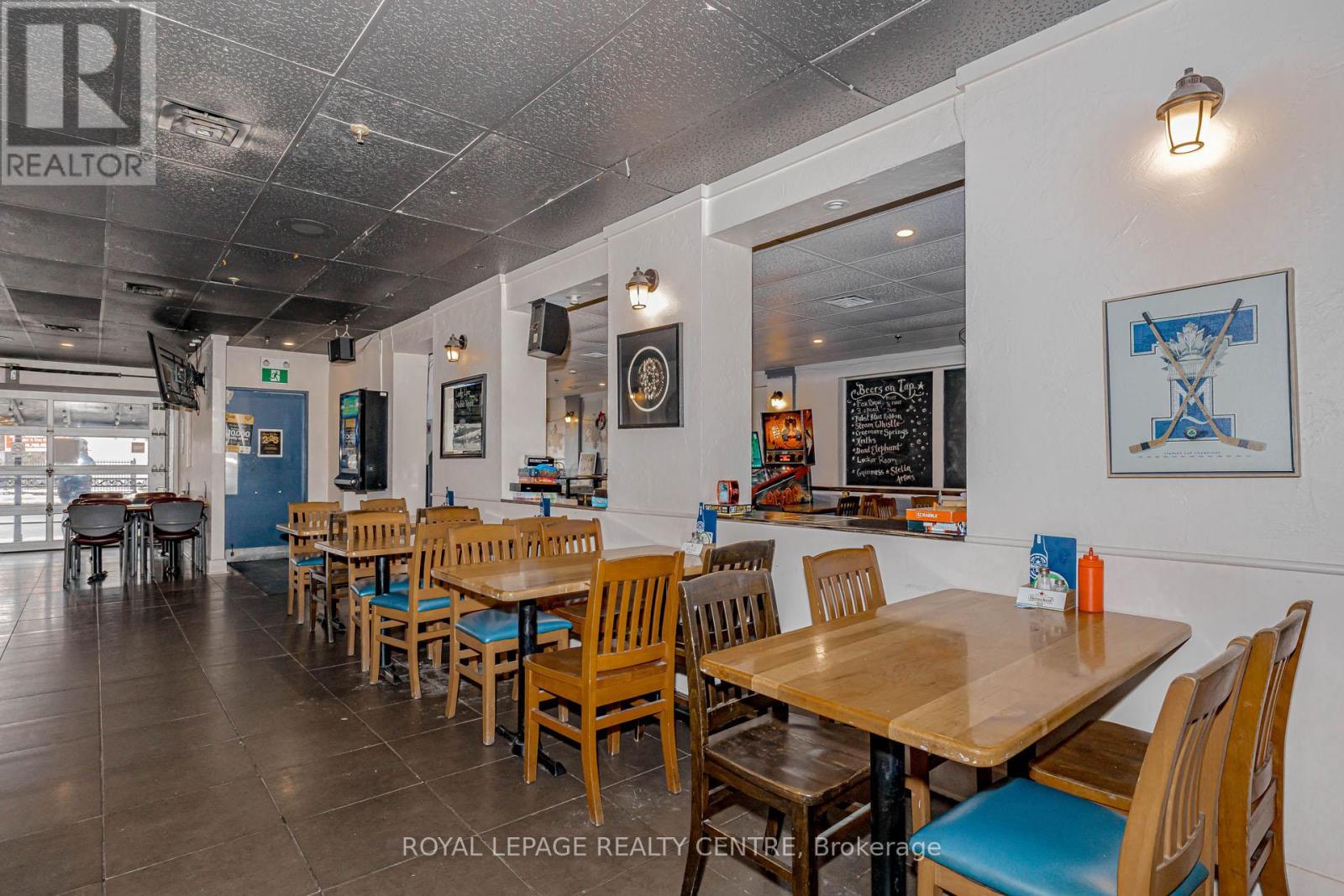 1028 Eglinton Avenue W, Toronto, Ontario  M6C 2C5 - Photo 24 - C12720420