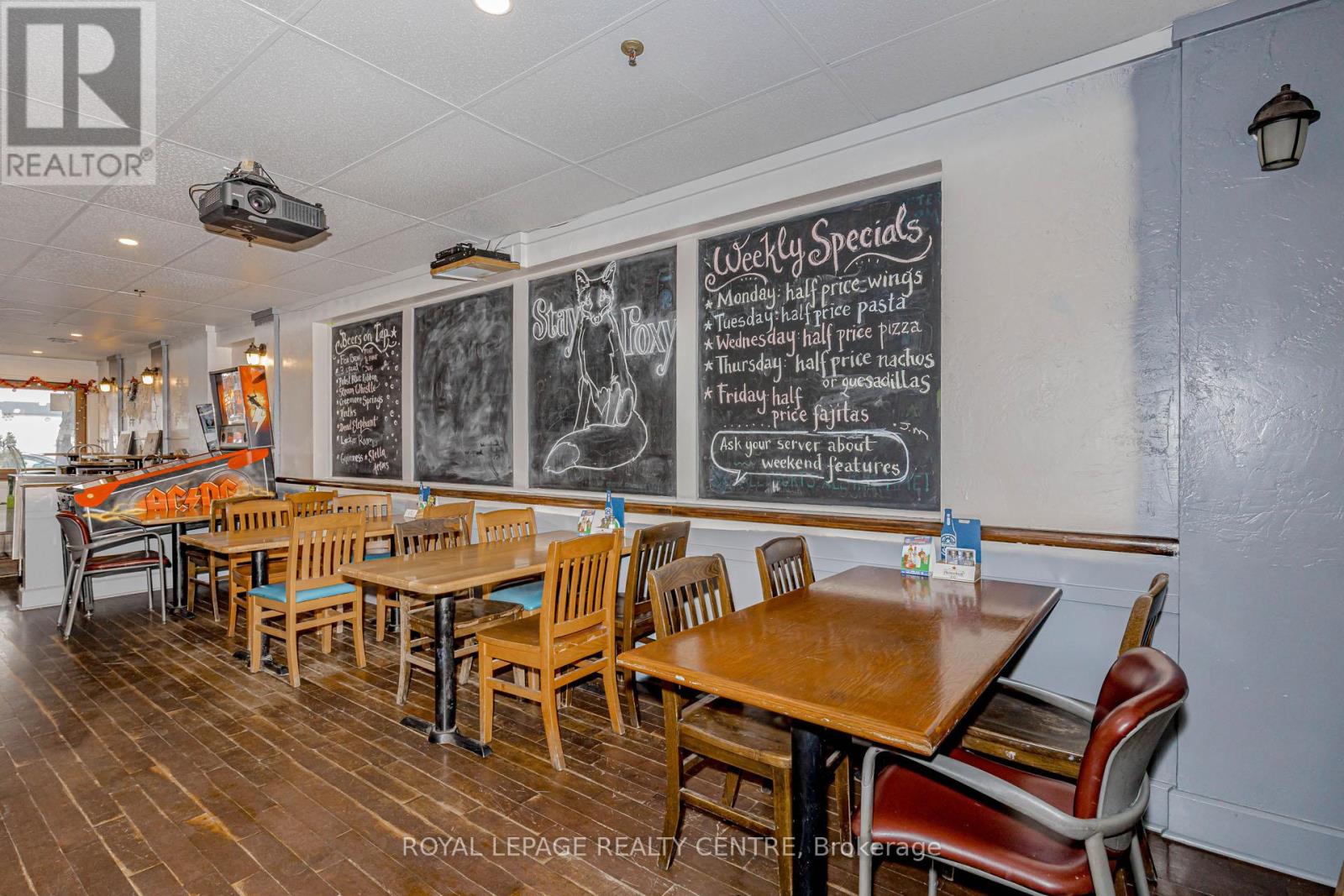 1028 Eglinton Avenue W, Toronto, Ontario  M6C 2C5 - Photo 32 - C12720420