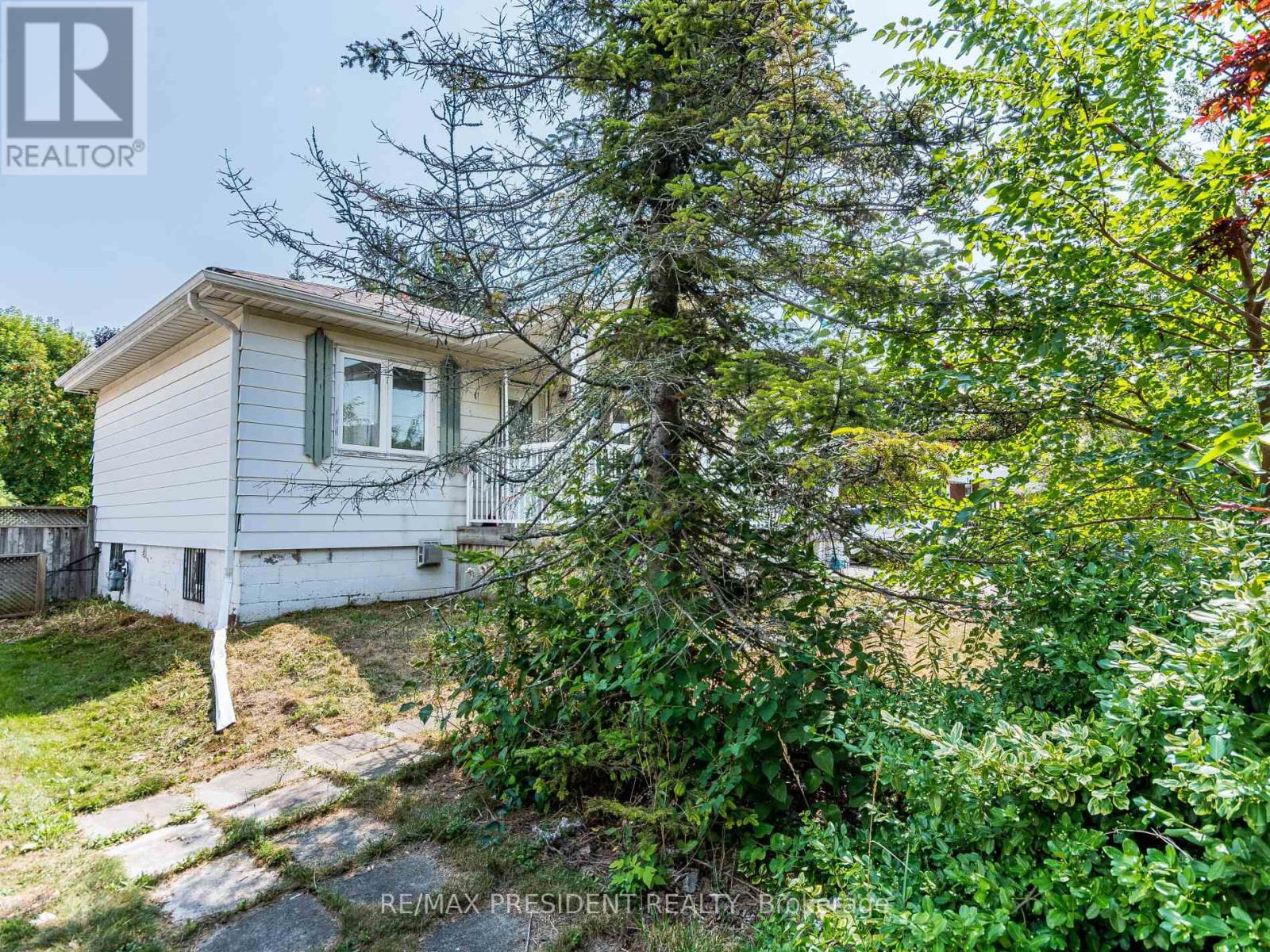 135 Kitchener Road, Toronto, Ontario  M1E 2Y2 - Photo 8 - E12720380