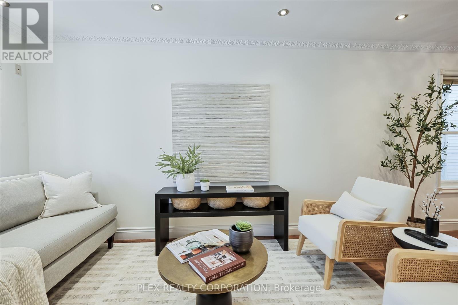 192 Coxwell Avenue, Toronto, Ontario  M4L 3B2 - Photo 6 - E12720396