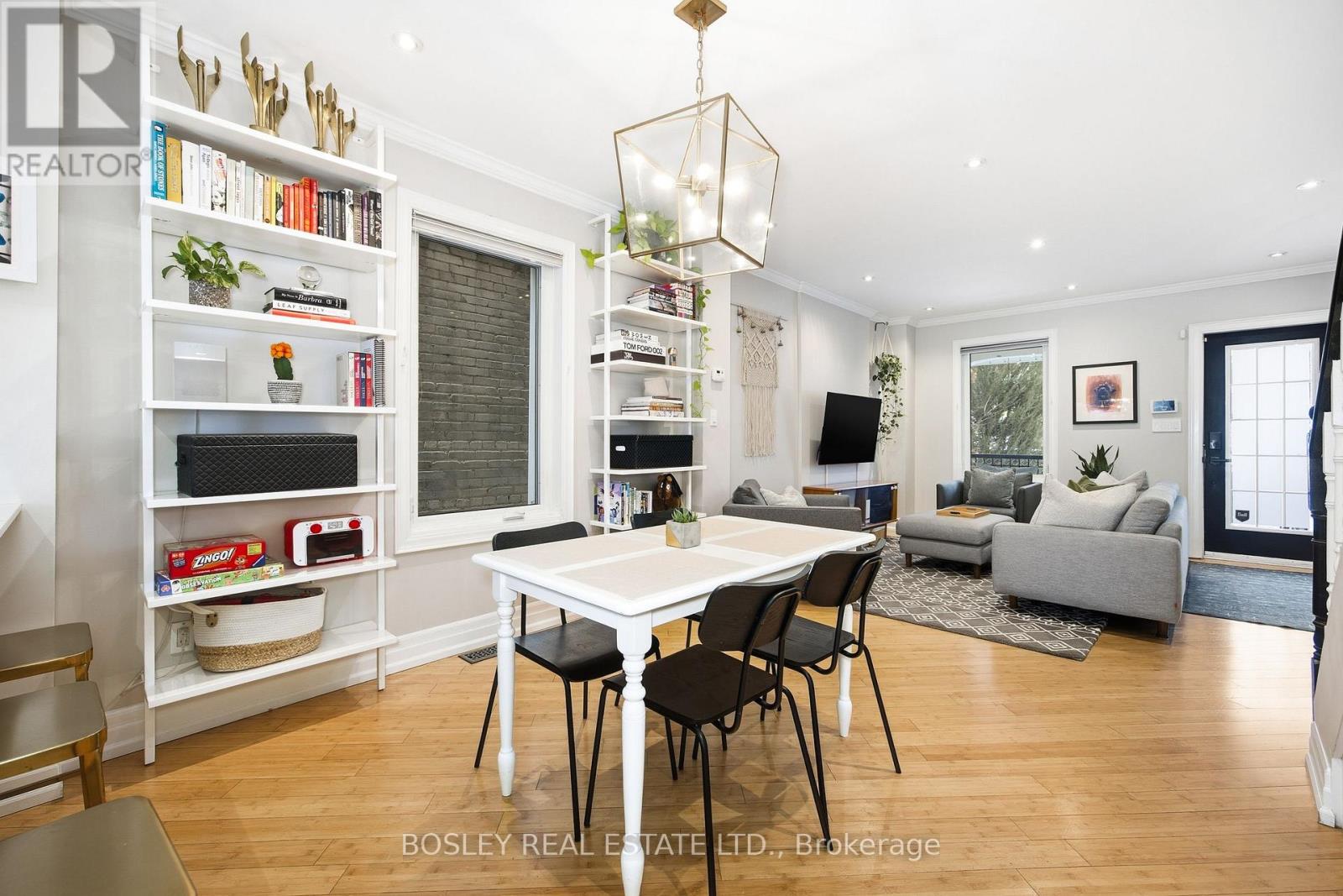 252 Highfield Road, Toronto, Ontario  M4L 2V5 - Photo 12 - E12720400